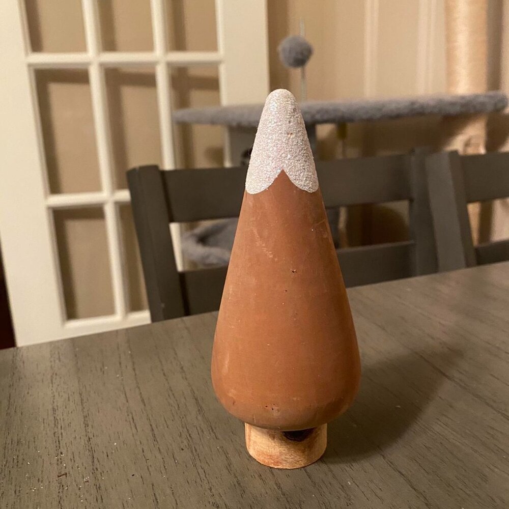 wooden christmas tree decor piece 🎄